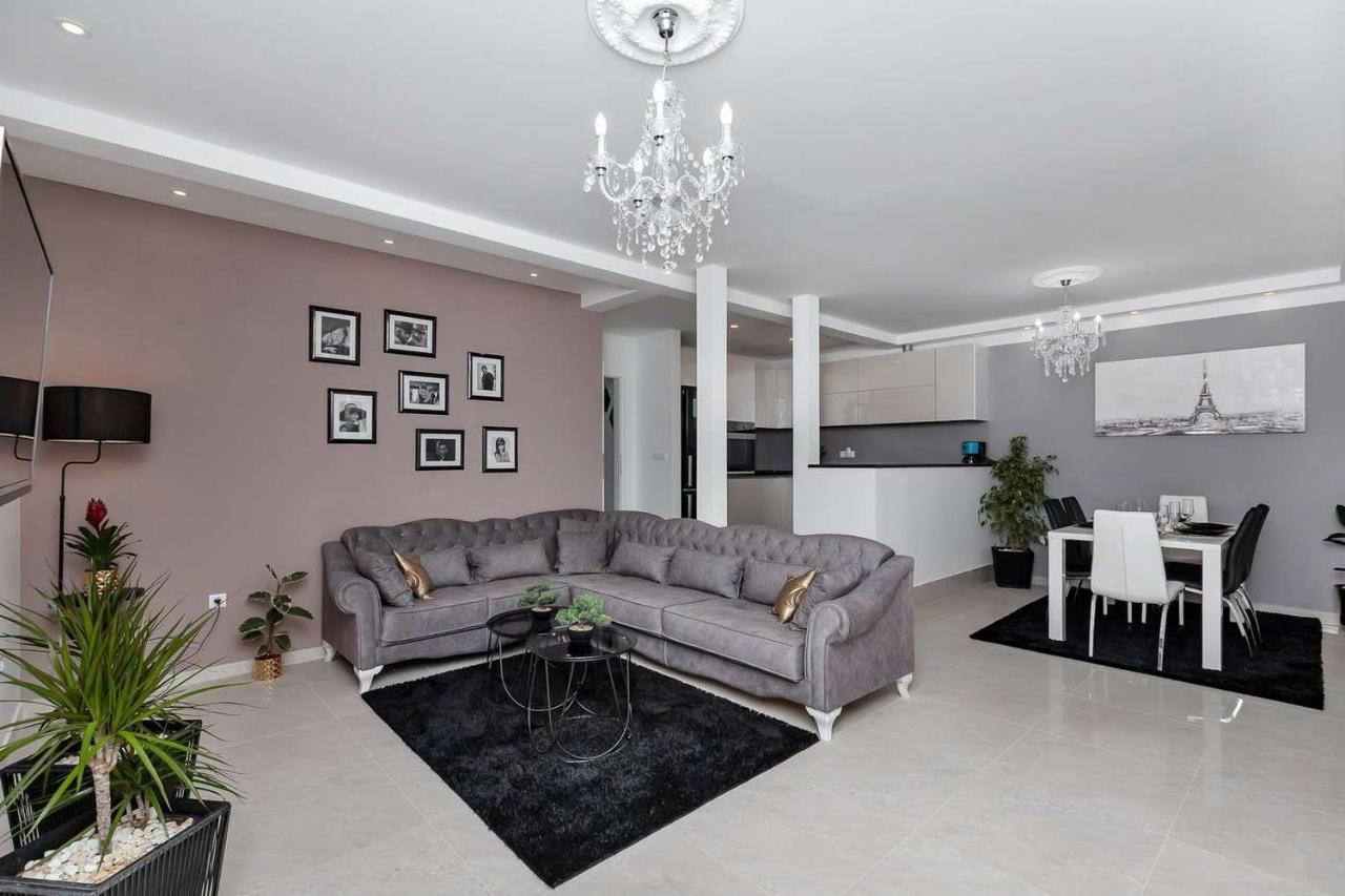 Luxurious Apartment Nino มาคาร์สกา ภายนอก รูปภาพ