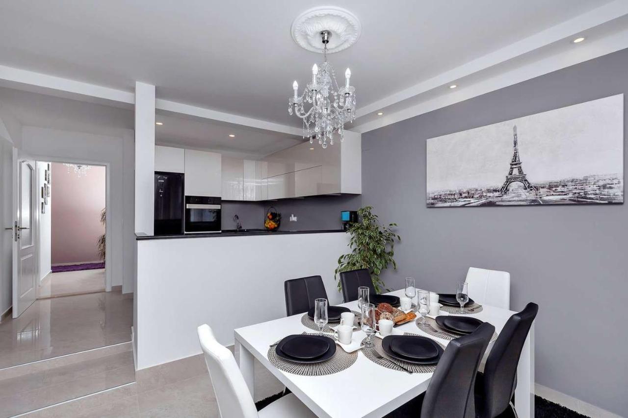Luxurious Apartment Nino มาคาร์สกา ภายนอก รูปภาพ