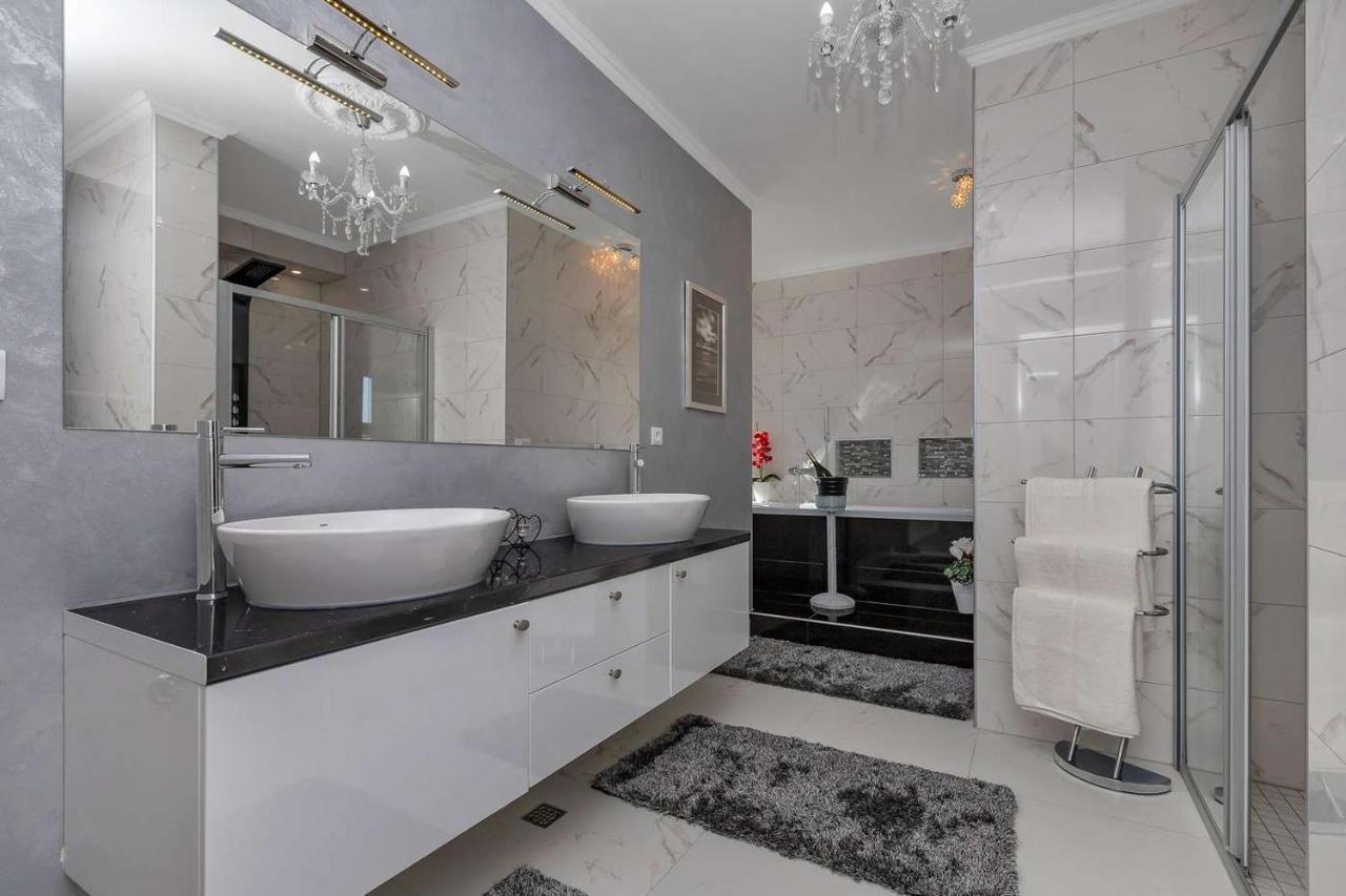 Luxurious Apartment Nino มาคาร์สกา ภายนอก รูปภาพ